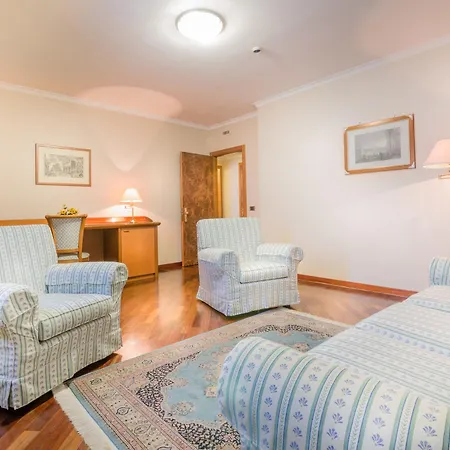 Capital 4* Roma
